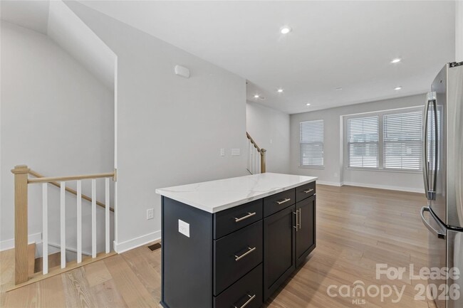 Building Photo - 440 Spearfield Ln