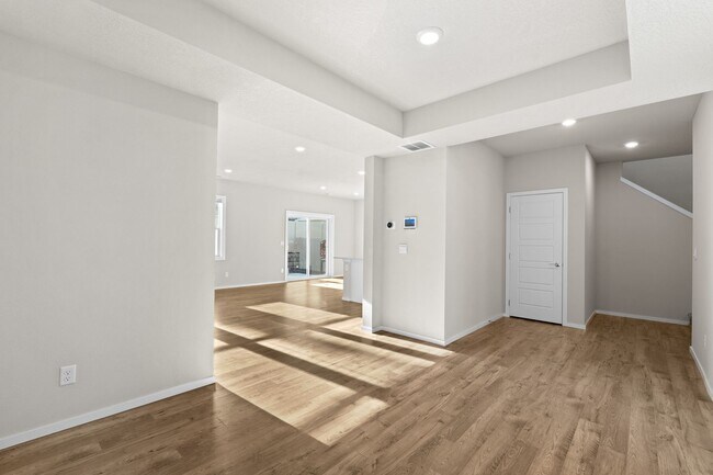 Building Photo - 2 year old 4 Bed 3 bath Liberty Lake Home offering 2330 sq/ft of living space