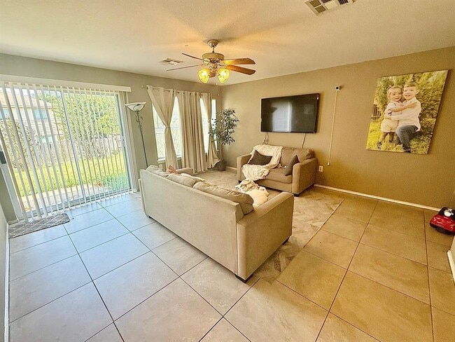 Building Photo - 12513 Mexicana Cove