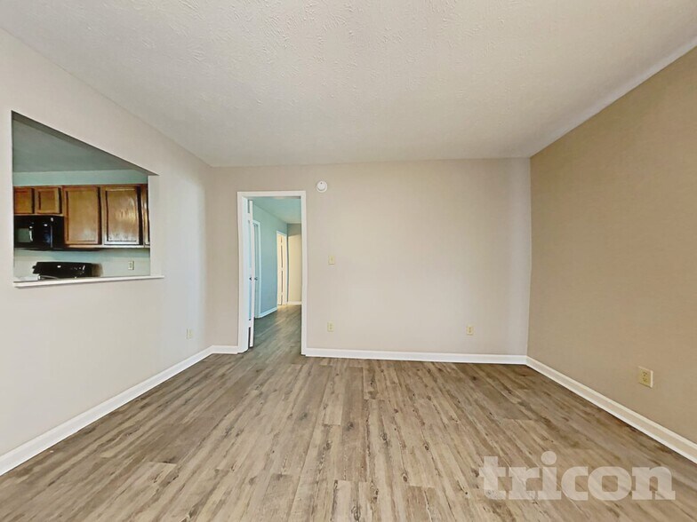 Building Photo - 5147 S Orth Dr