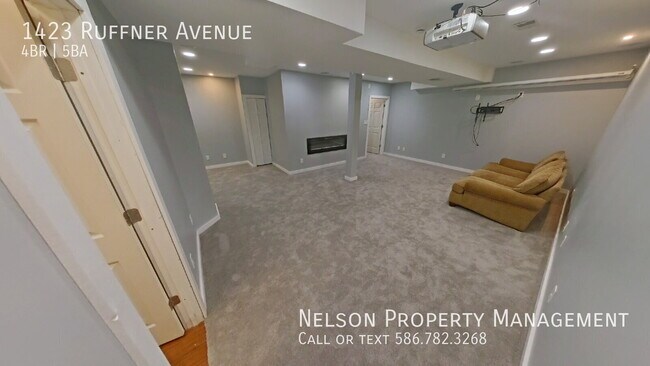 Building Photo - 1423 Ruffner Ave