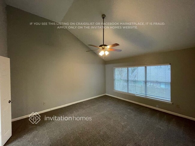 Building Photo - 7727 Spruce Haven Dr