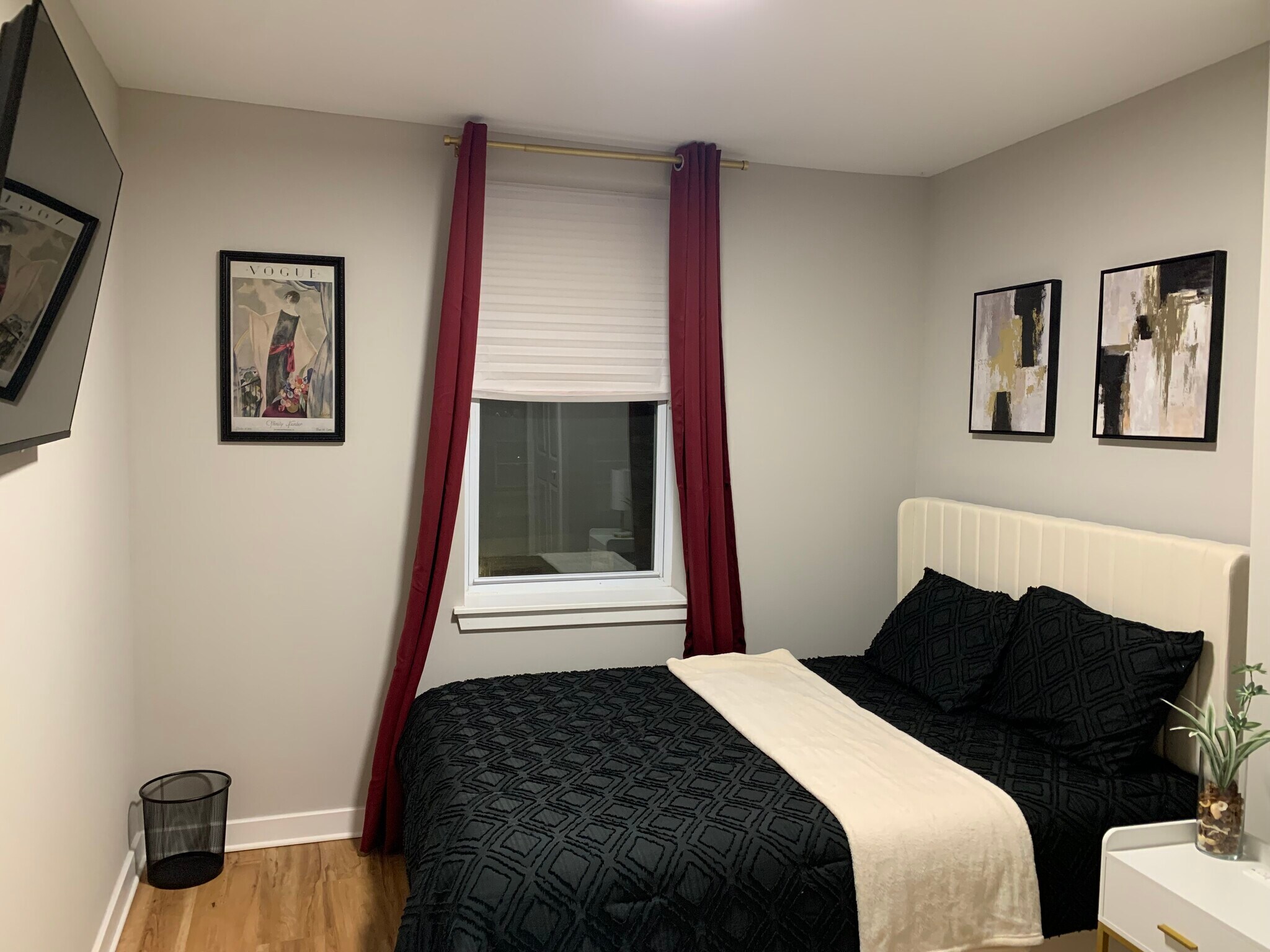 Building Photo - 2556 Germantown Ave