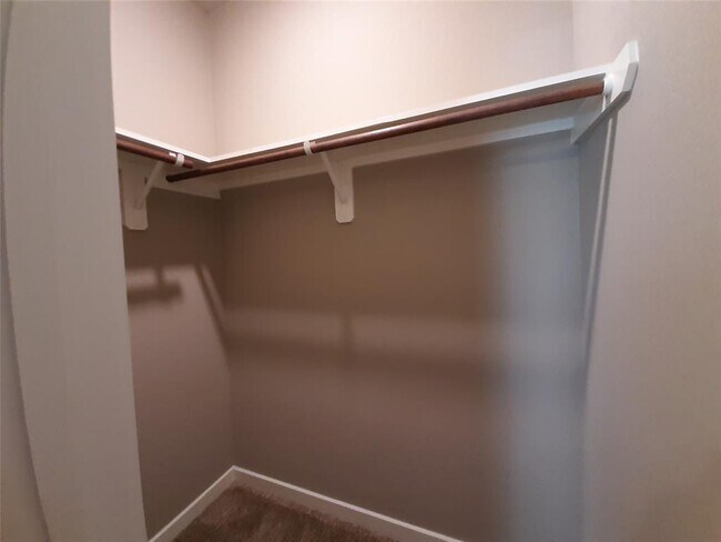 Building Photo - 118 Wickersham St