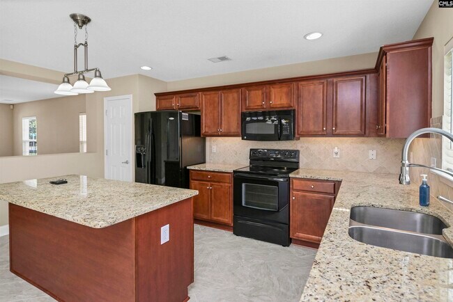 Building Photo - 21 Spears Ct