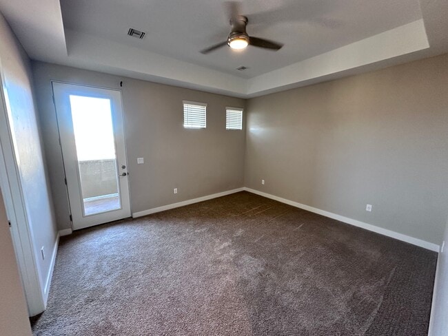 Building Photo - 1350 River Boat Dr