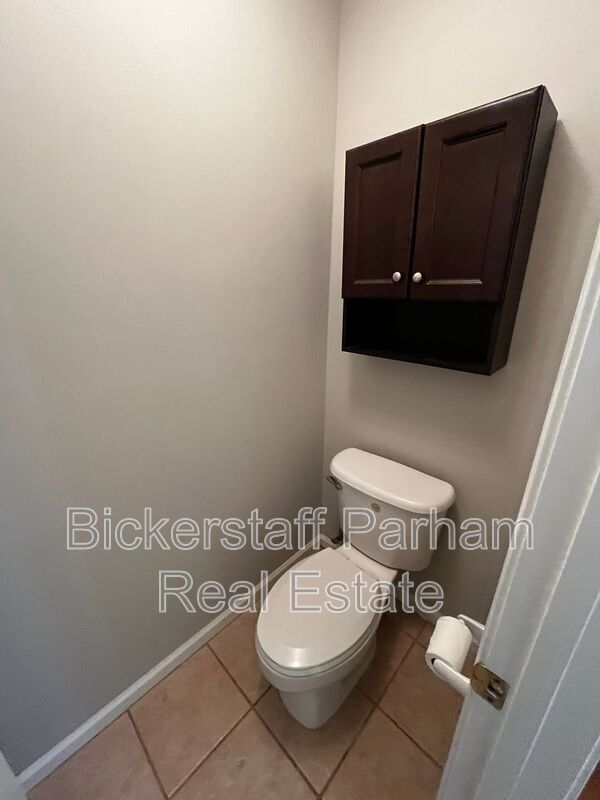 Building Photo - 8012 Rocky Creek Dr