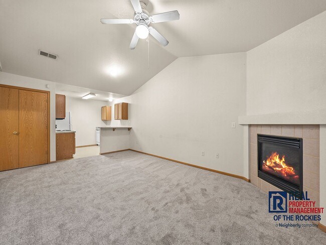 Building Photo - 2 Bed, 2 Bath Condo- Prime Location Near CSU & Old Town FOCO!