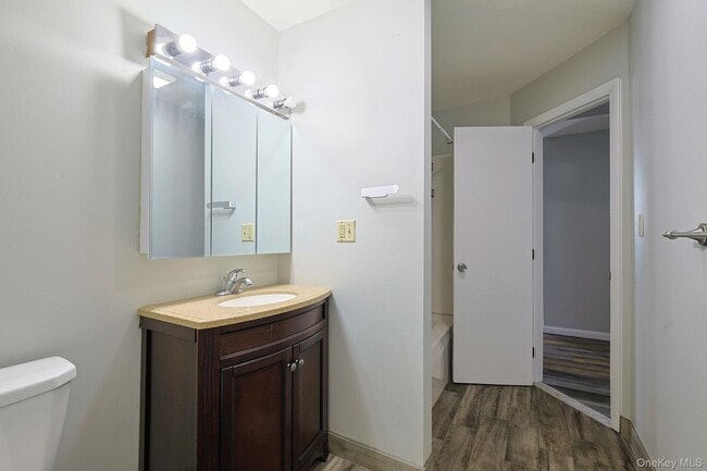 Building Photo - 293 Sinsabaugh Rd