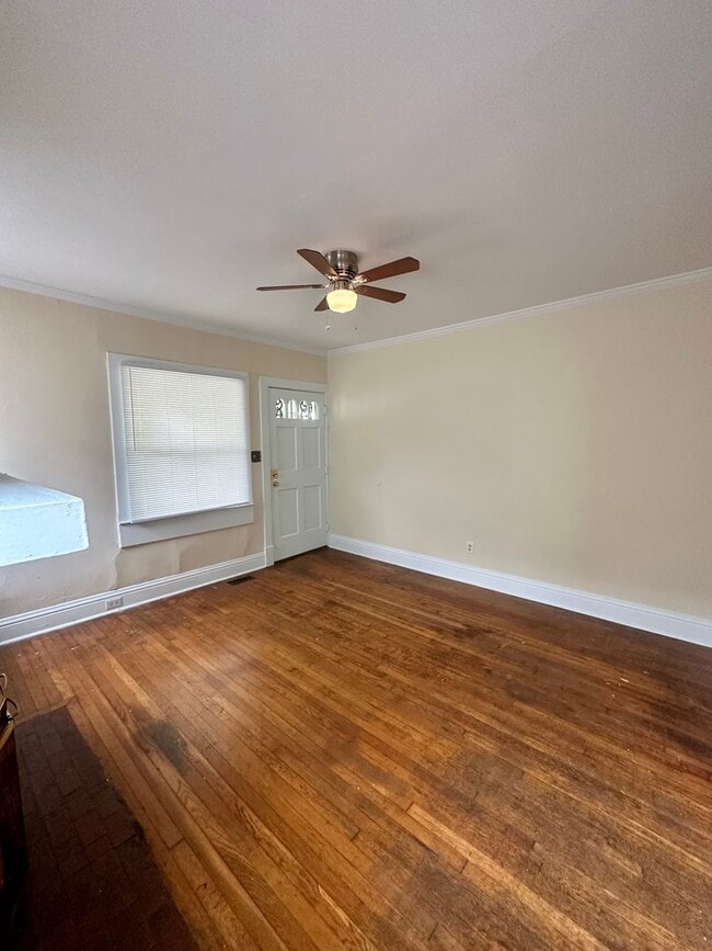 Building Photo - 505 Ingleside Dr