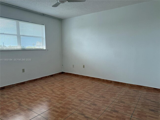 Building Photo - 8135 Sunrise Lakes Blvd