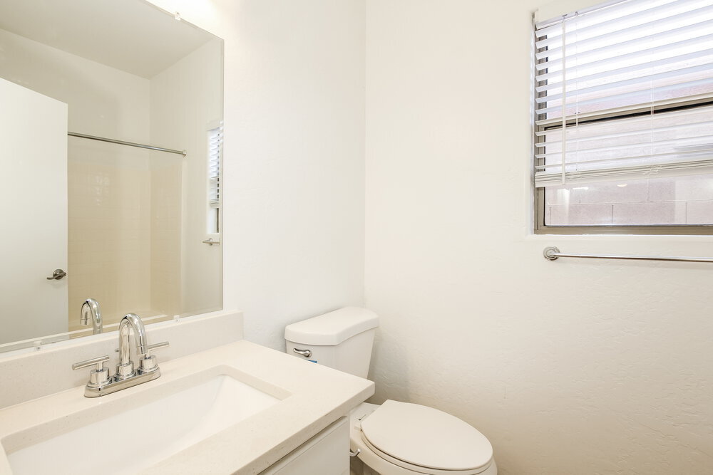 Building Photo - 8413 W Sonora St