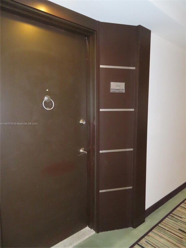 Building Photo - 5701 Collins Ave