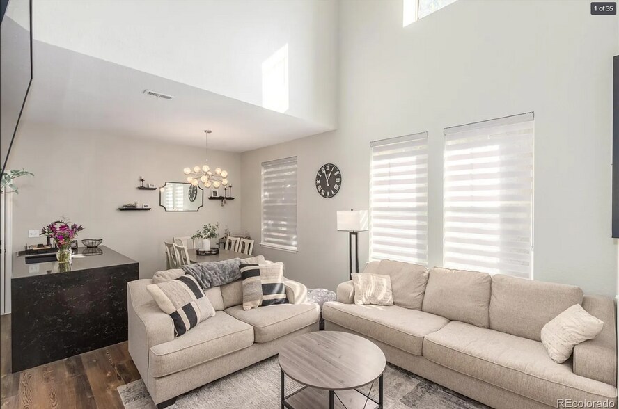 Building Photo - 6703 S Winnipeg Cir