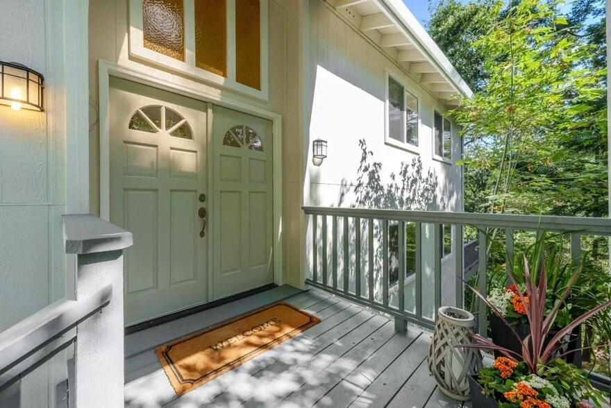 Building Photo - 20301 Bear Creek Rd