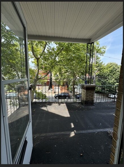 Unit 2 - 268 Dwight St