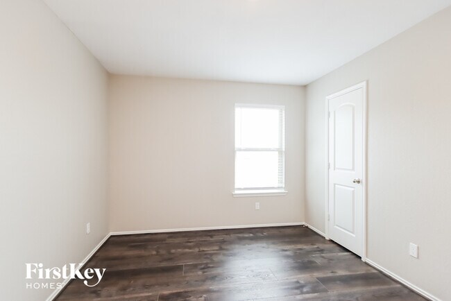 Building Photo - 15271 Timber Preserve Ln