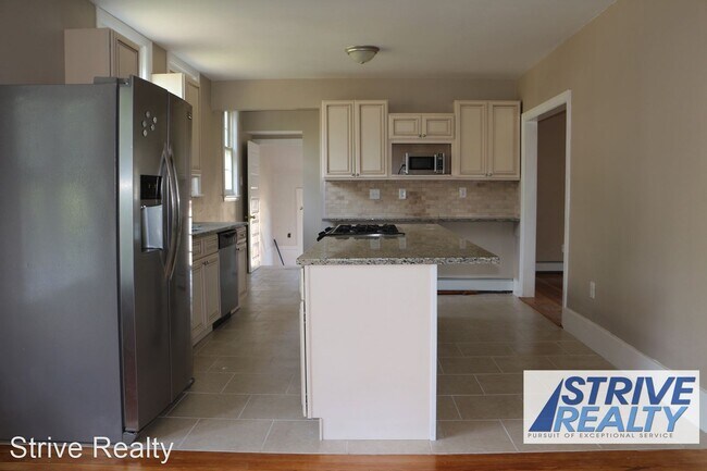 Building Photo - 6 br, 2.5 bath House - 5 Elmhurst Ave