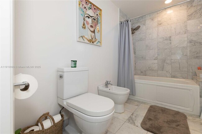 Building Photo - 6580 Indian Creek Dr