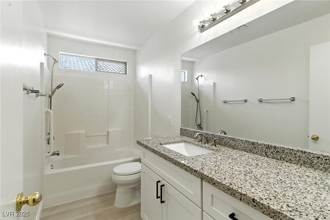 Building Photo - 10950 Crispinio St