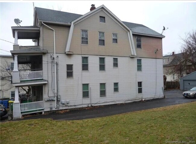 Primary Photo - 79 Robbins St