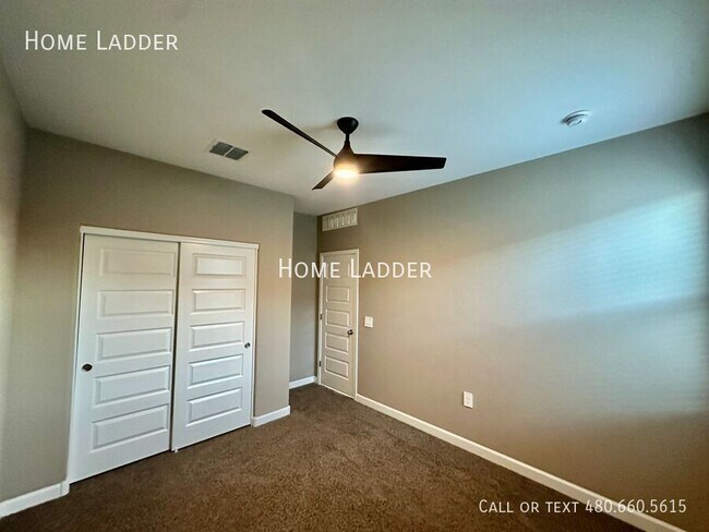 Building Photo - 36725 N Alderney Ct