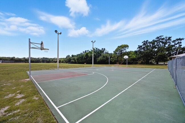 Building Photo - 6236 S Martindale Ave