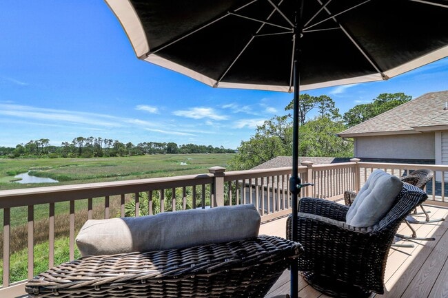 Building Photo - Spectacular Sea Pines Home - Marsh/Water Views!
