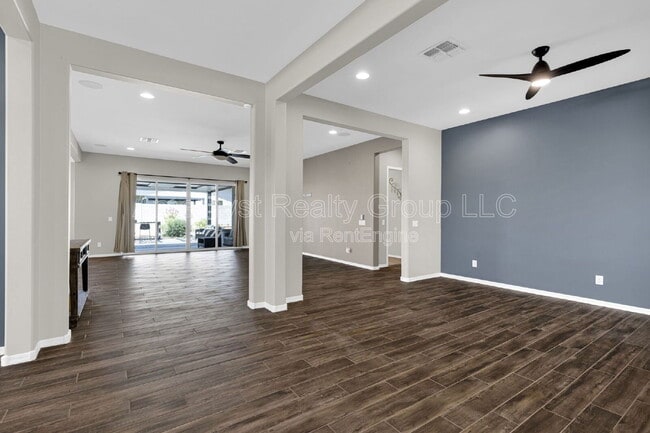 Building Photo - 5116 N 185th Ave
