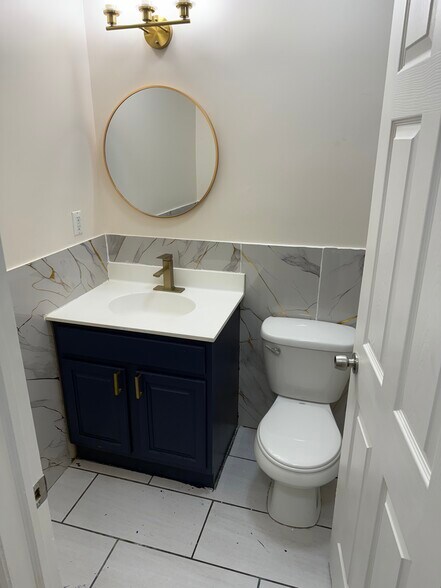 Building Photo - 14 12th Ave