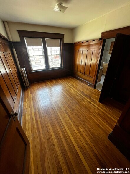 Building Photo - 114 Wood Ave