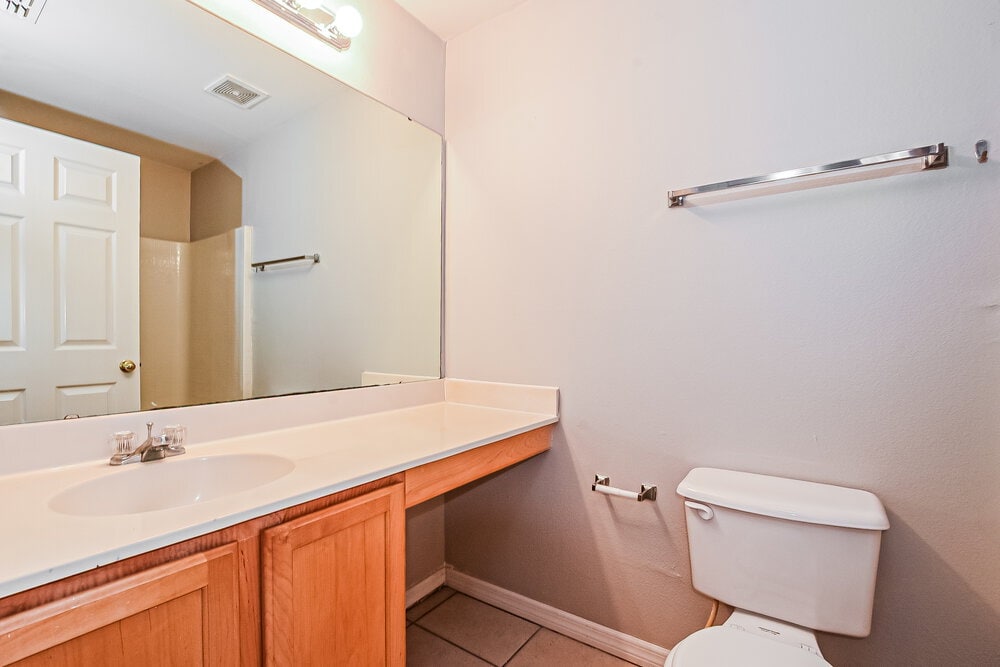 Building Photo - 1324 Montheath Cir