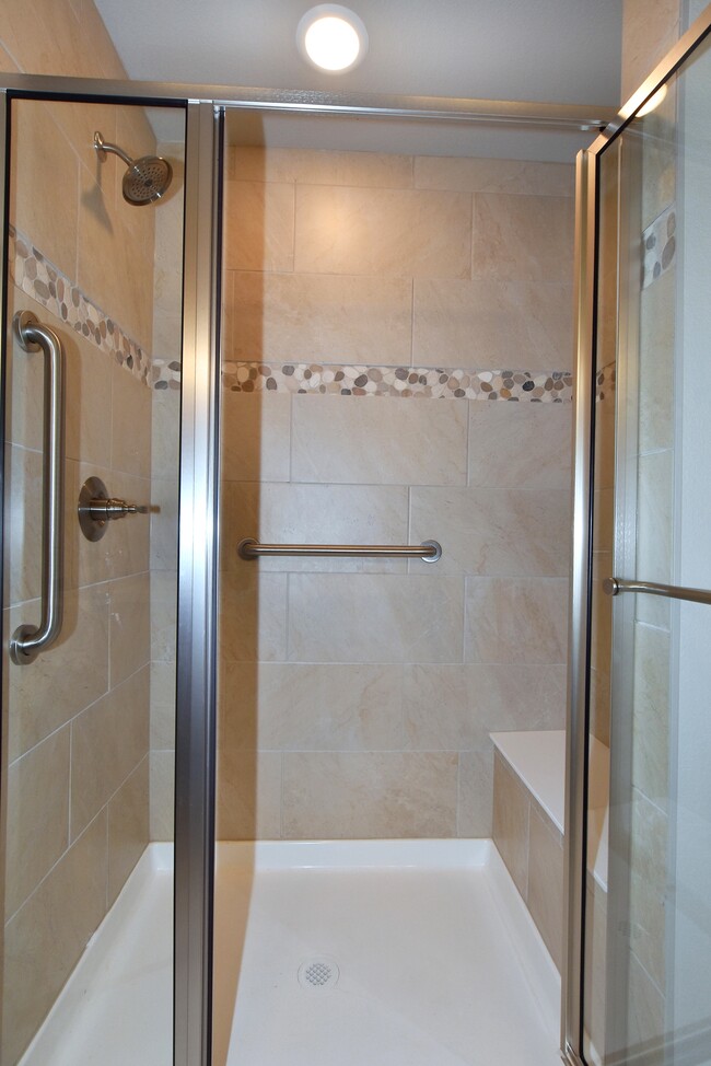 Nice sized shower with seat and grab bars - 6510 Crystal Downs Dr