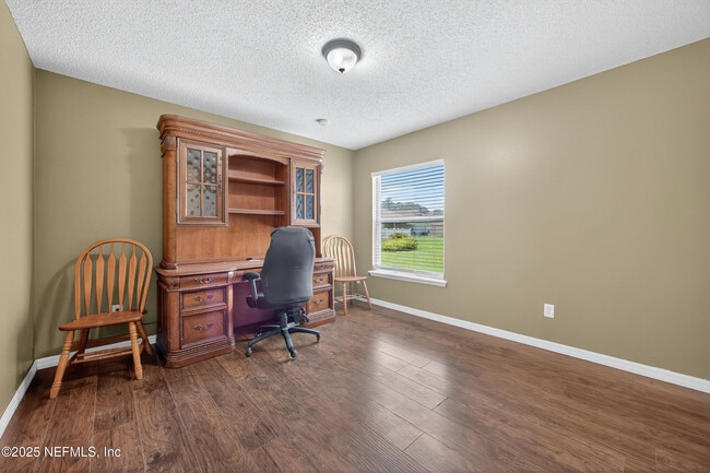 Building Photo - 10375 Woodley Creek Blvd