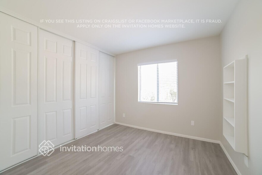 Building Photo - 4823 S Roberts Rd