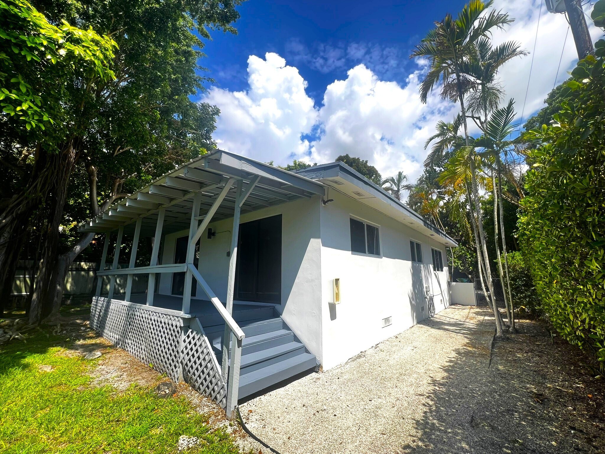 Building Photo - 2720 Shipping Ave