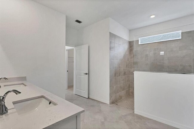 Building Photo - 19075 Cabernet Ct
