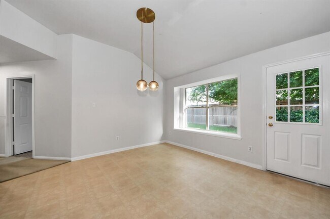Building Photo - 21106 Brookrock Cir