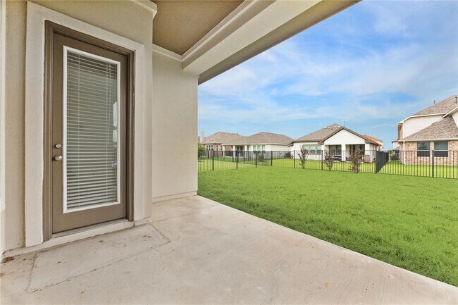 Building Photo - 1329 Marina Grand Terrace