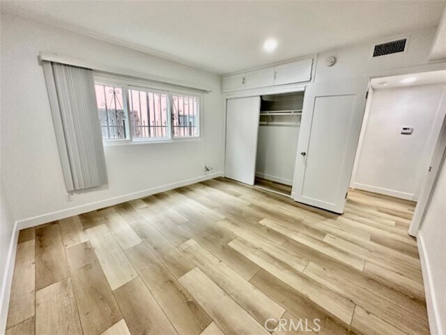 Building Photo - 10215 S 10th Ave