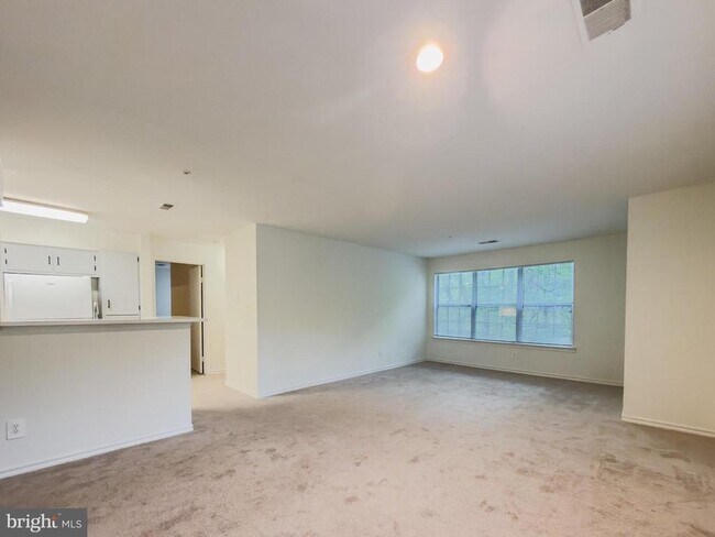 Building Photo - 18520 Boysenberry Dr