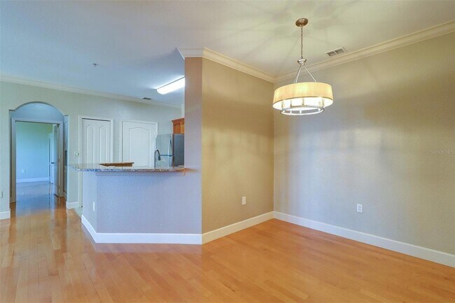 Building Photo - 2765 Via Cipriani St