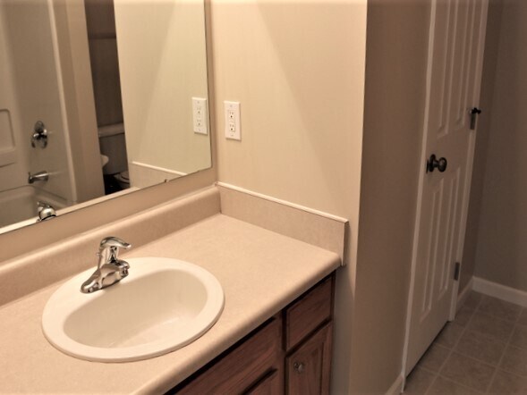 Building Photo - 7436 Maple Twig Ave