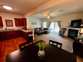 Building Photo - 101 Brownstone Ct