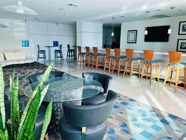 Building Photo - 1250 S Miami Ave