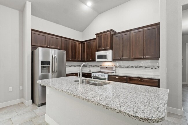 Building Photo - 12203 Cottage Promenade Ct