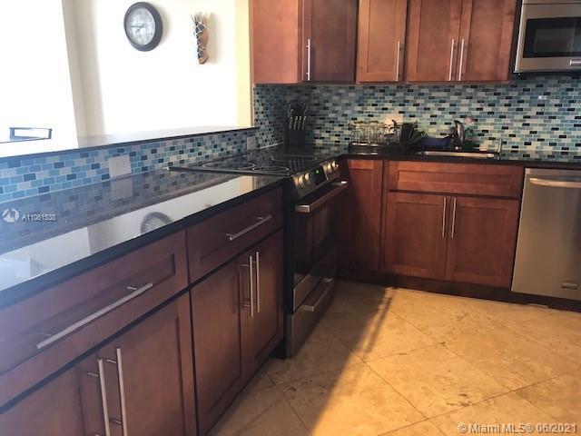 Building Photo - 2801 NE 183rd St