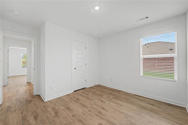 Building Photo - 541 Nevada St