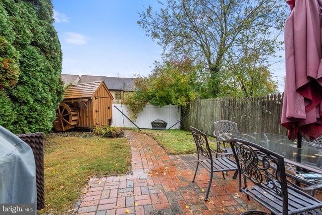 Building Photo - 226 Farleigh Ct