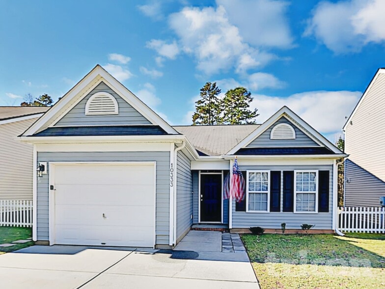 Building Photo - 10333 Hugue Way